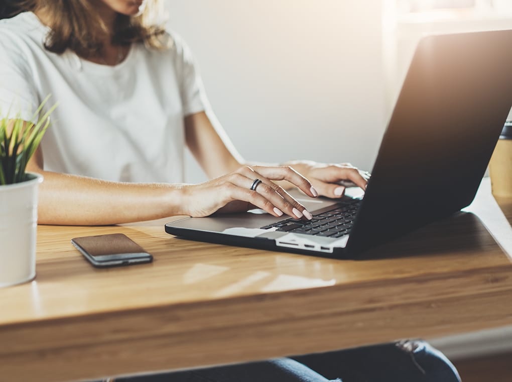 cropped,image,of,professional,businesswoman,working,at,her,office,via